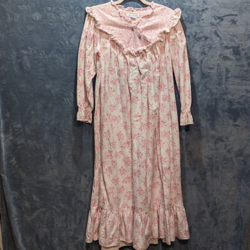 Erika Taylor Vintage Pink Floral 100% Cotton Flannel Nightgown Ruffle Maxi M